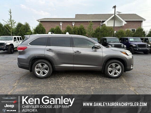 2019 TOYOTA Highlander