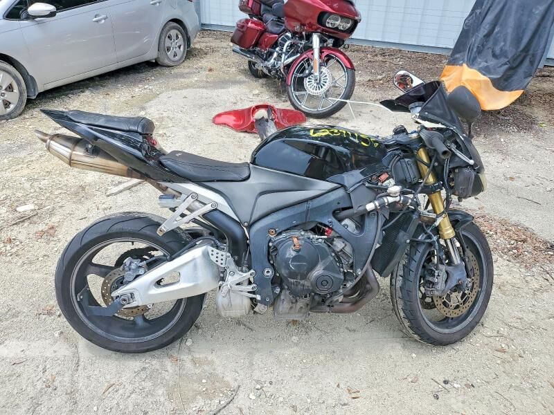 2012 HONDA CB