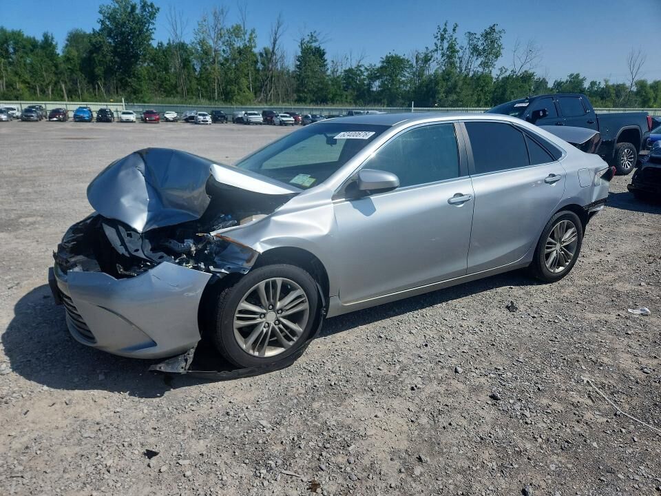2016 TOYOTA Camry