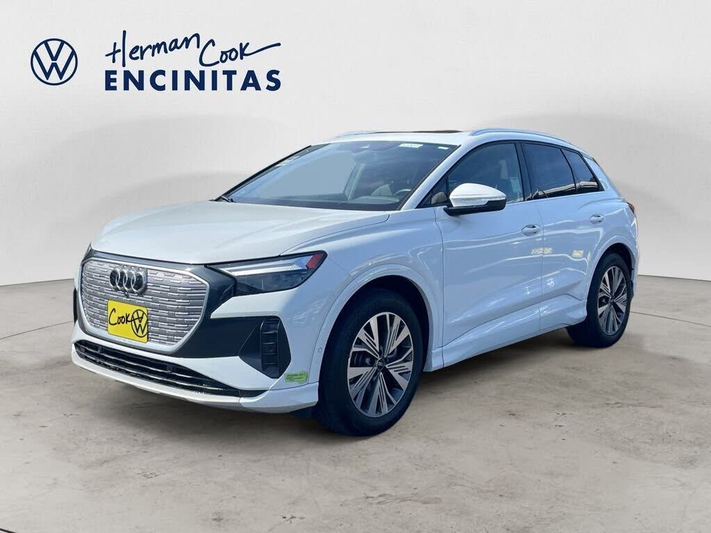 2023 AUDI Q4