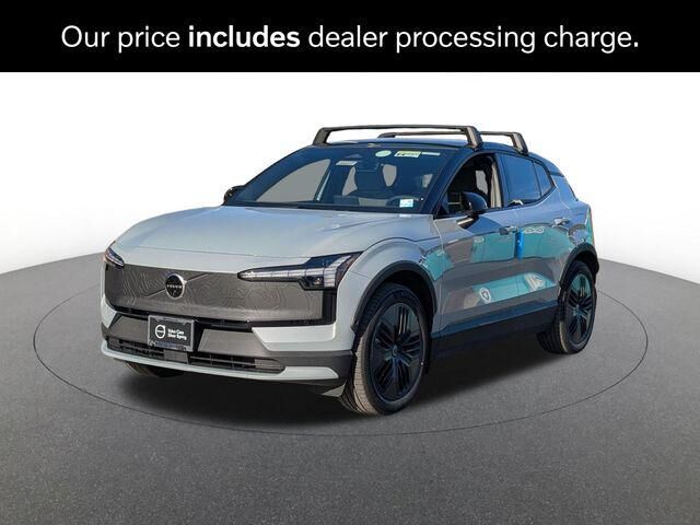 2026 VOLVO EX30 CC