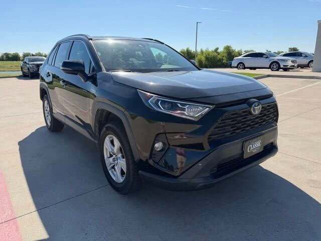 2019 TOYOTA RAV4