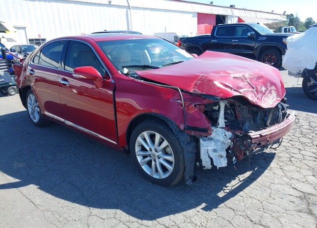 2011 LEXUS ES