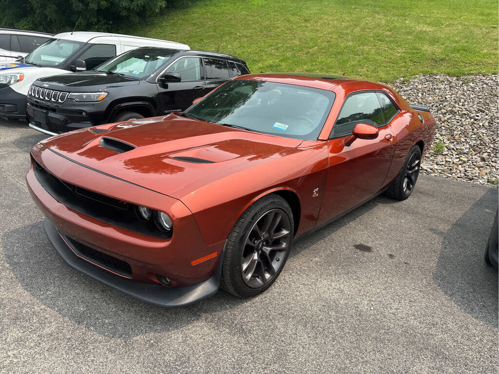 2021 DODGE Challenger