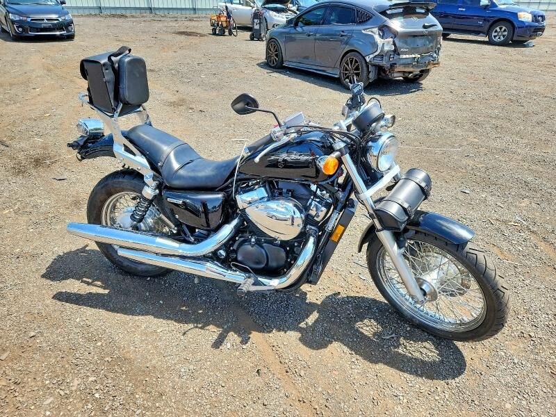 2013 HONDA VT750