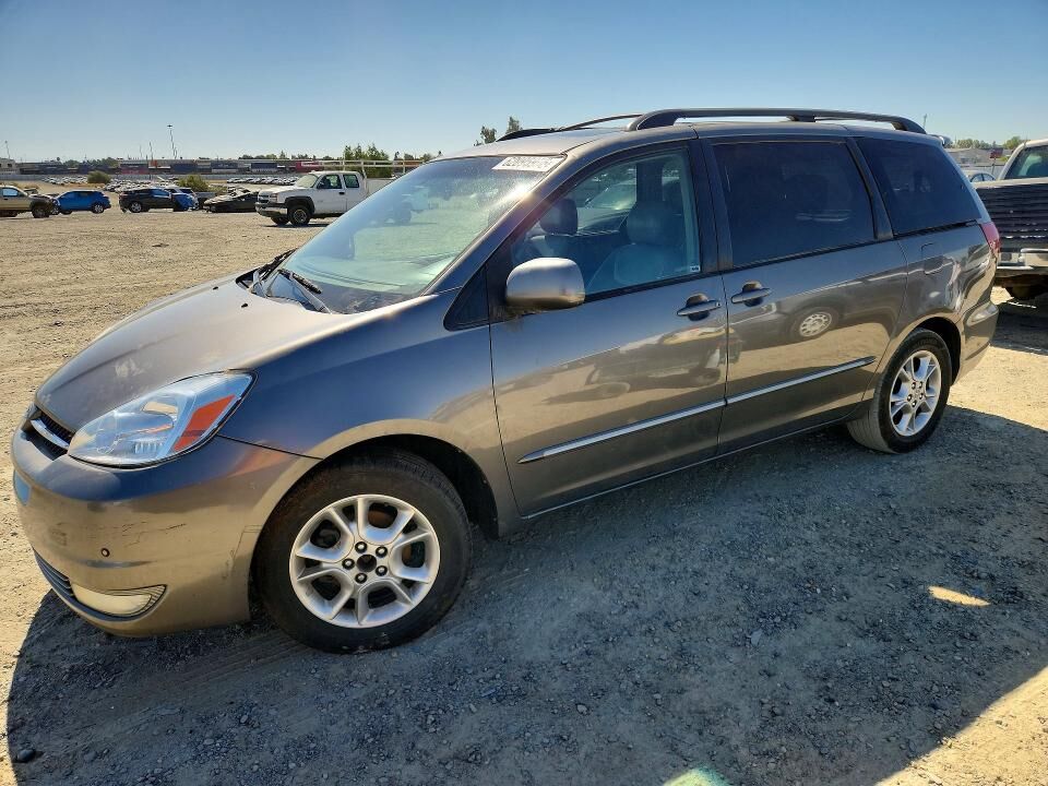 2005 TOYOTA Sienna