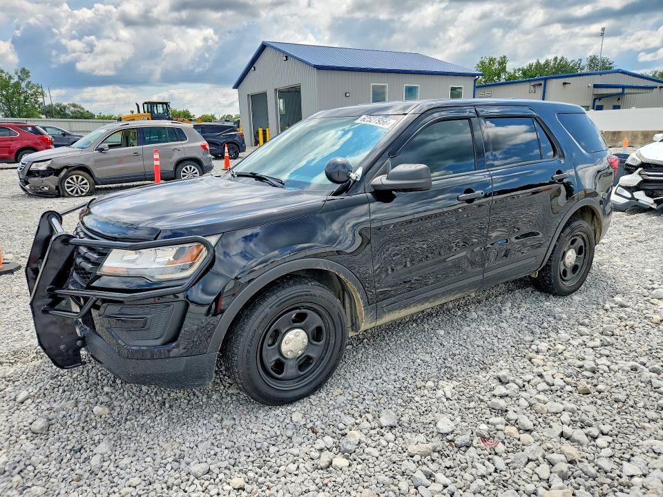 2017 FORD Explorer