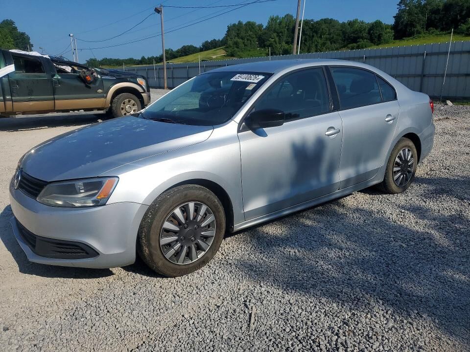 2011 VOLKSWAGEN Jetta