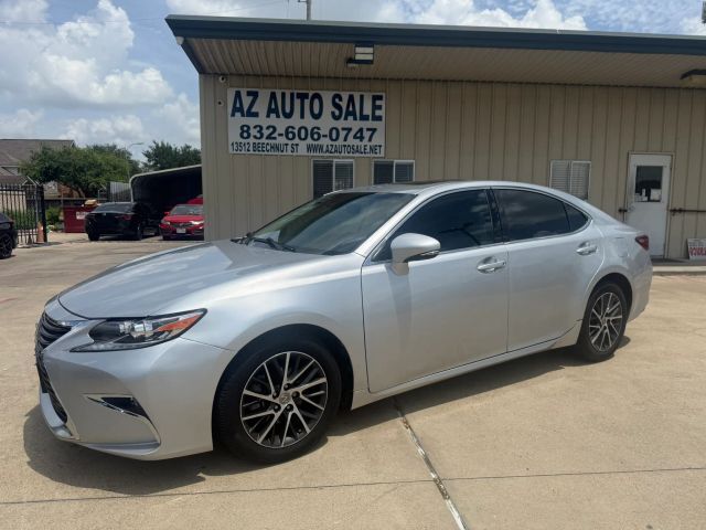 2018 LEXUS ES