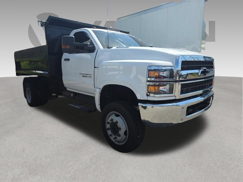 2024 GMC Silverado Medium Duty