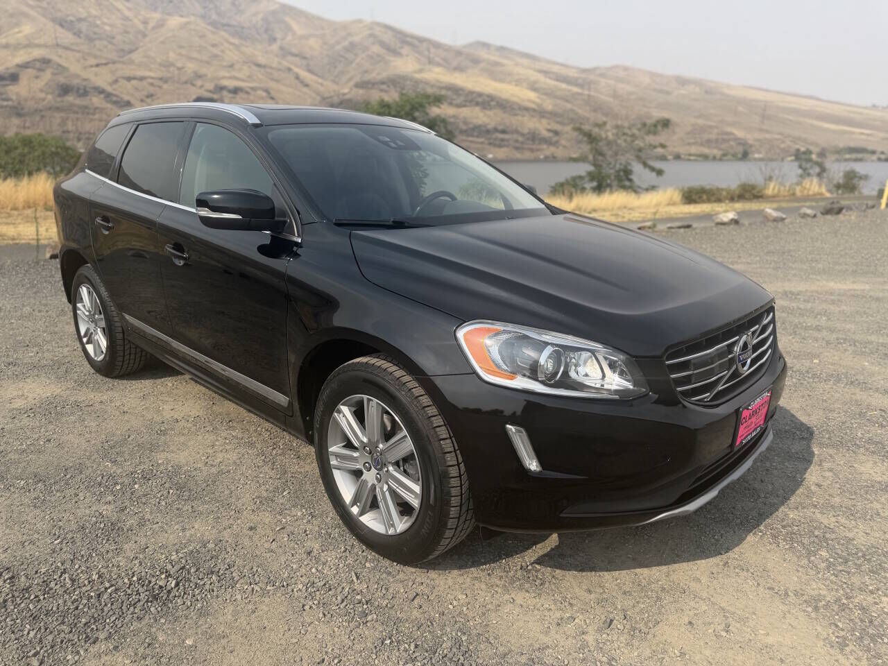 2016 VOLVO XC60