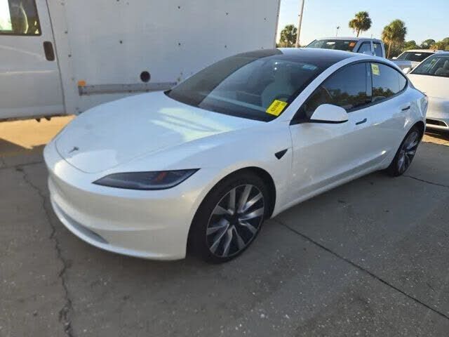 2024 TESLA Model 3