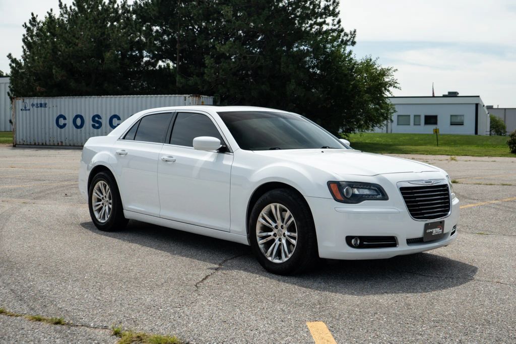 2014 CHRYSLER 300