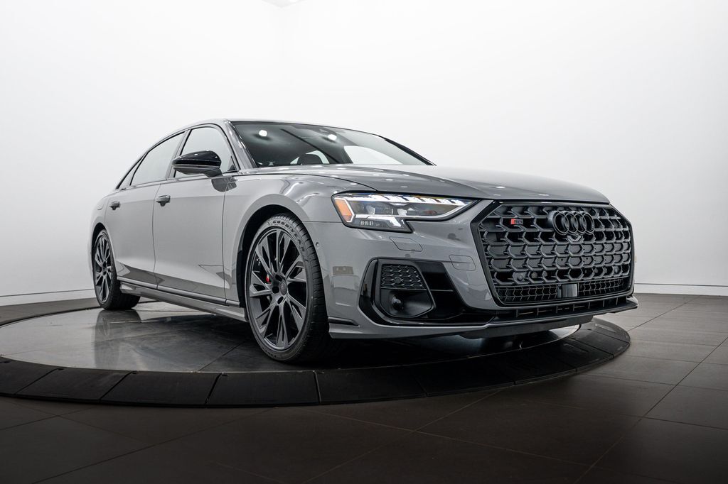 2026 AUDI S8