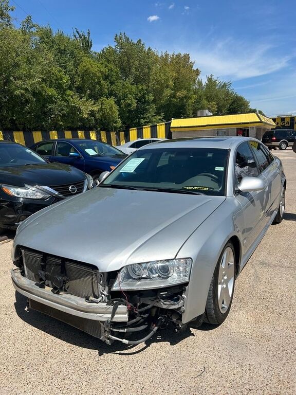 2006 AUDI A8