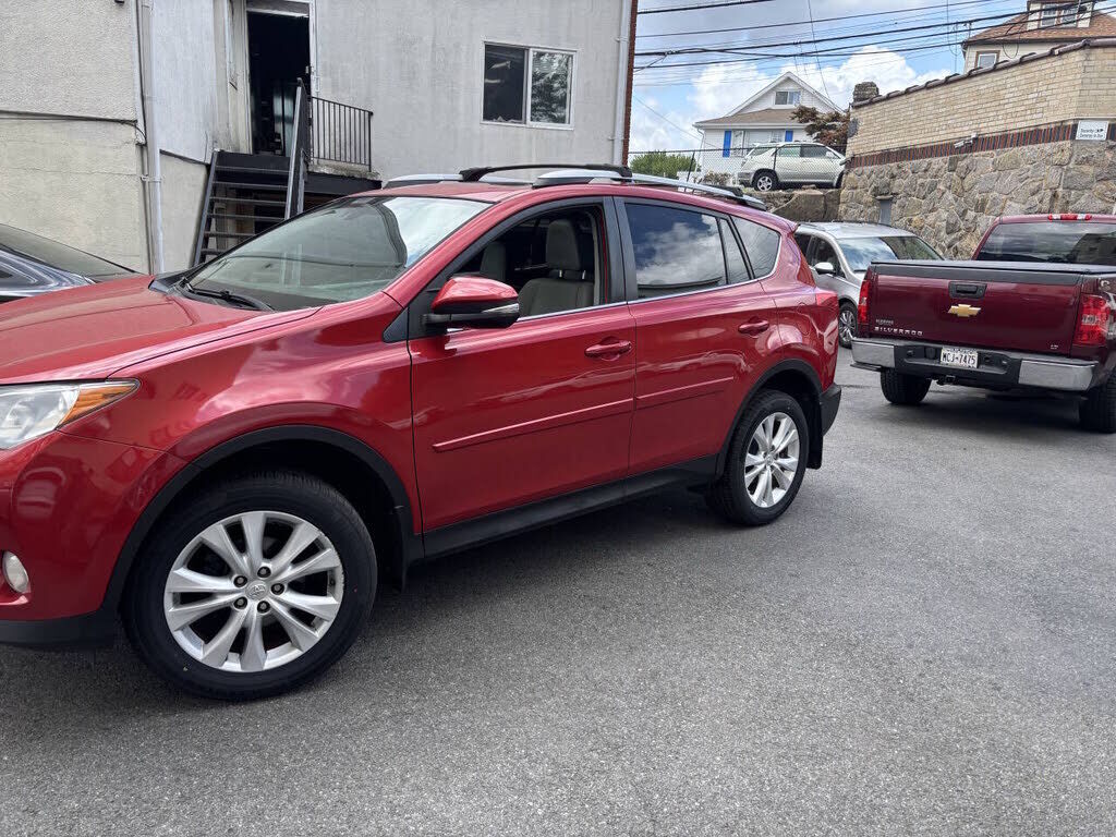 2014 TOYOTA RAV4