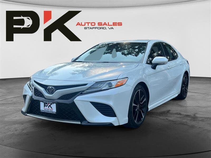 2020 TOYOTA Camry