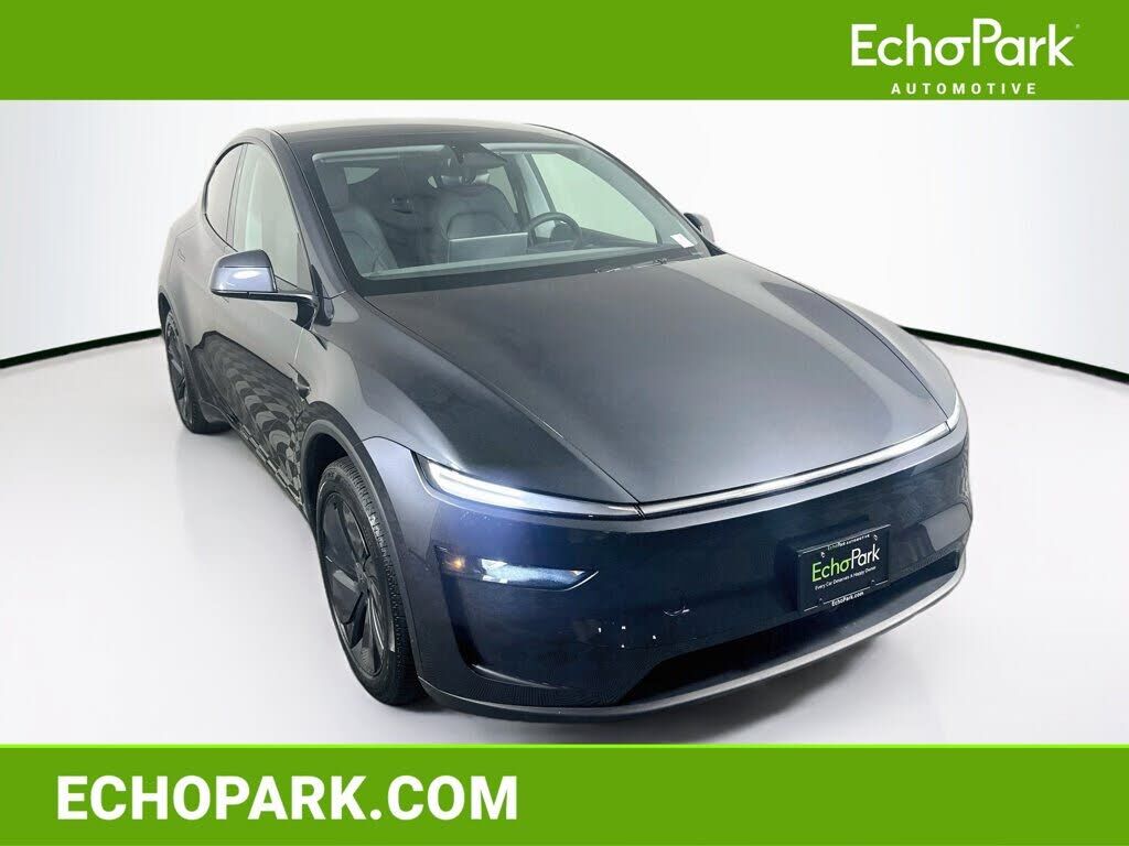 2026 TESLA Model Y
