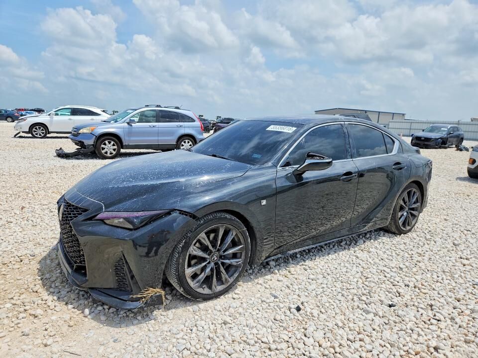 2021 LEXUS IS