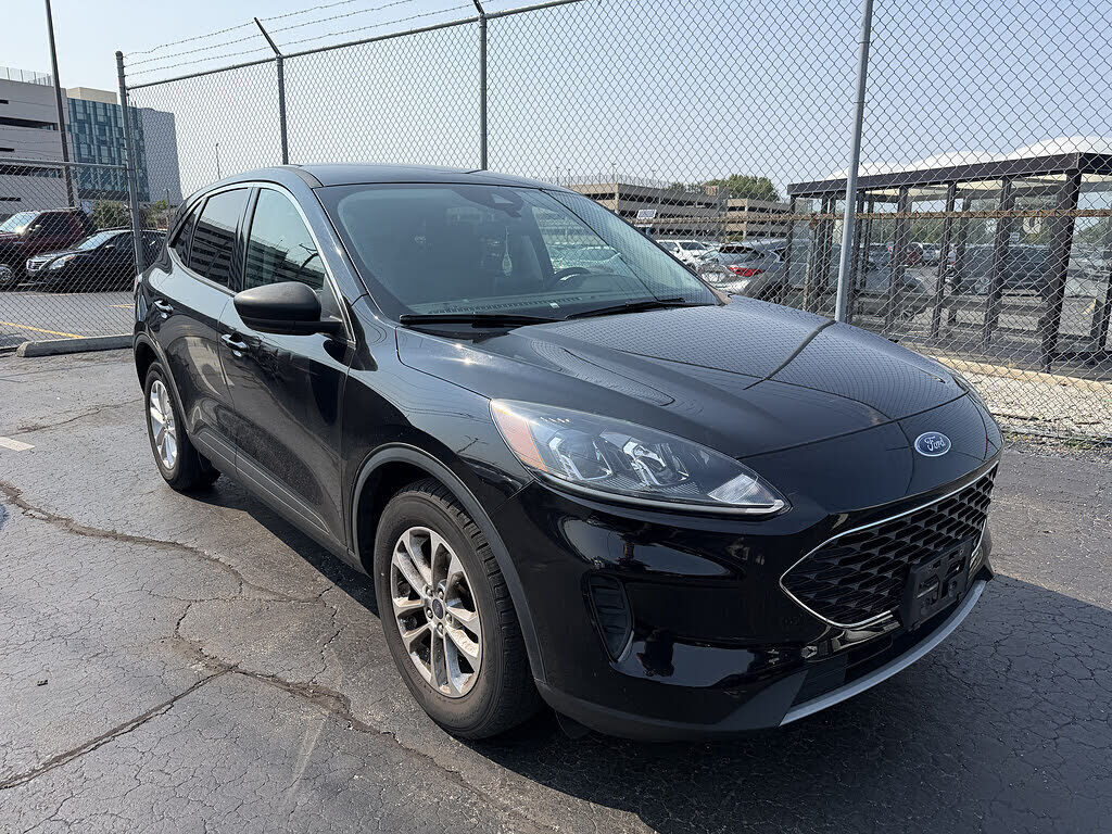 2022 FORD Escape