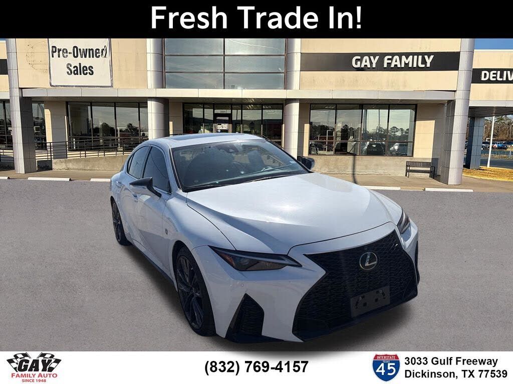 2024 LEXUS IS