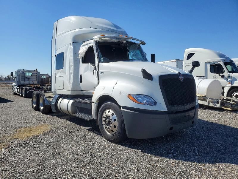 2025 INTERNATIONAL LT62F