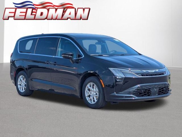 2027 CHRYSLER Pacifica