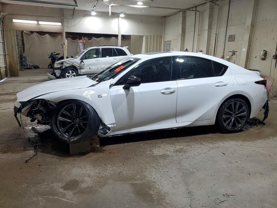 2025 LEXUS IS