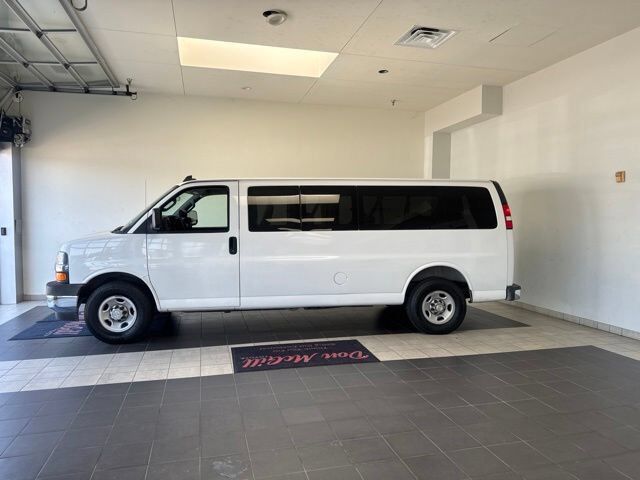 2017 CHEVROLET Express