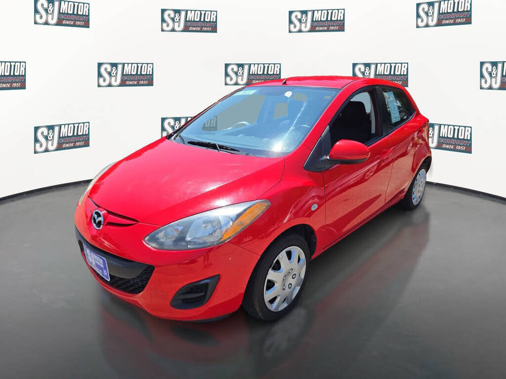 2013 MAZDA Mazda2