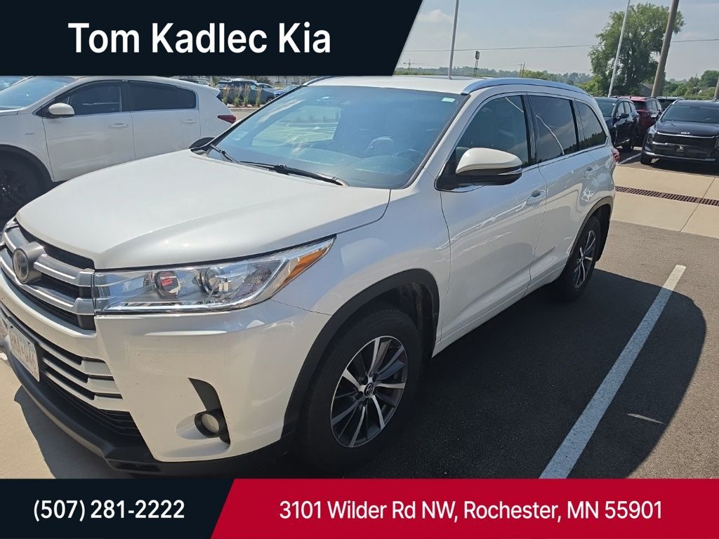 2018 TOYOTA Highlander