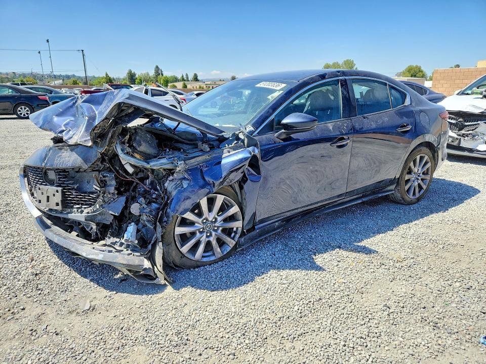 2020 MAZDA Mazda3