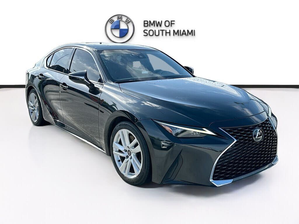 2023 LEXUS IS