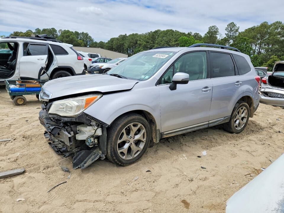 2015 SUBARU Forester