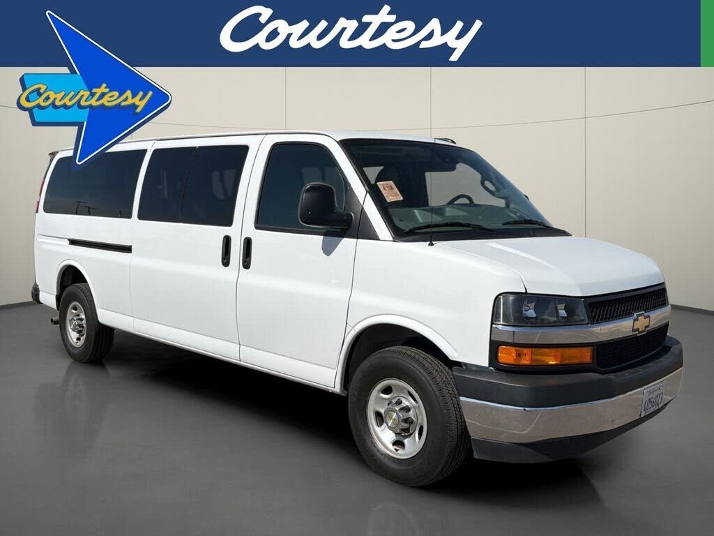 2024 CHEVROLET Express