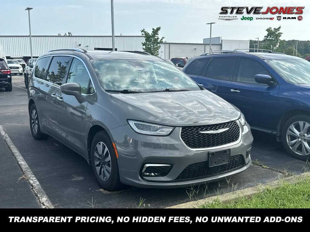 2021 CHRYSLER Pacifica