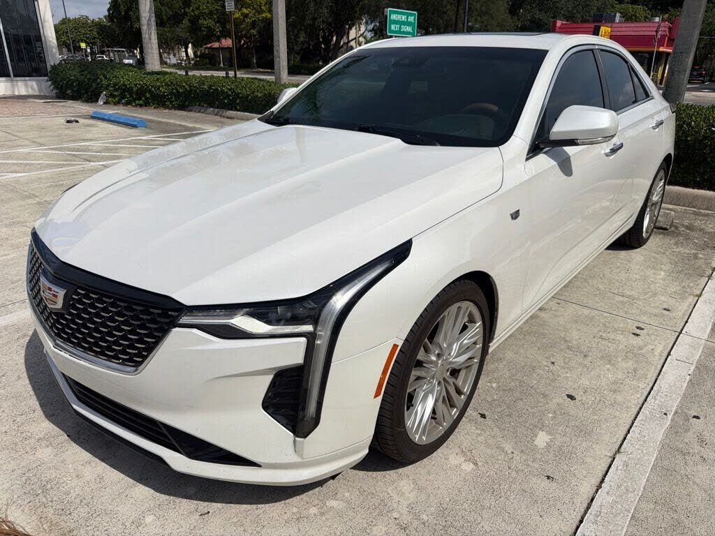 2020 CADILLAC CT4