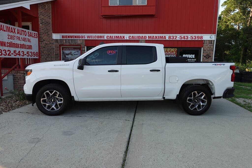 2023 CHEVROLET Silverado