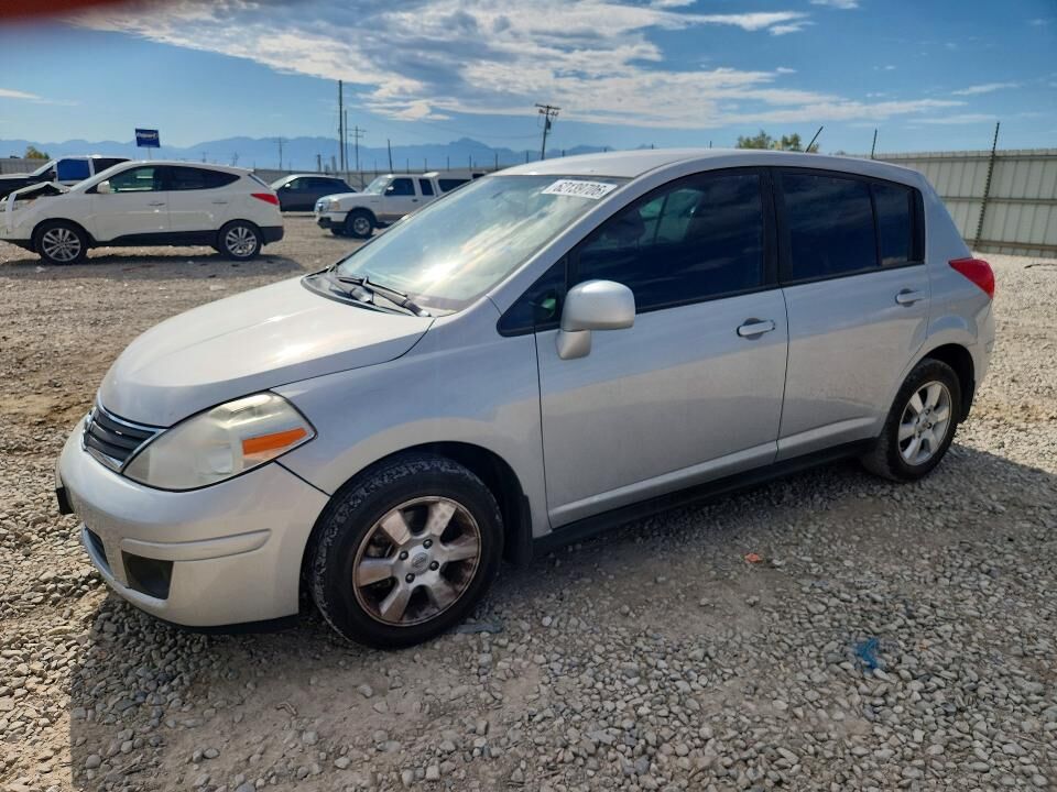 2012 NISSAN Versa