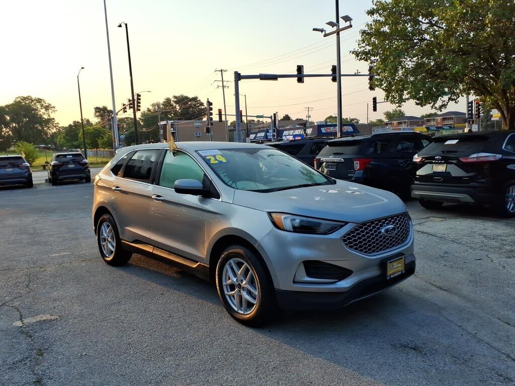 2024 FORD Edge