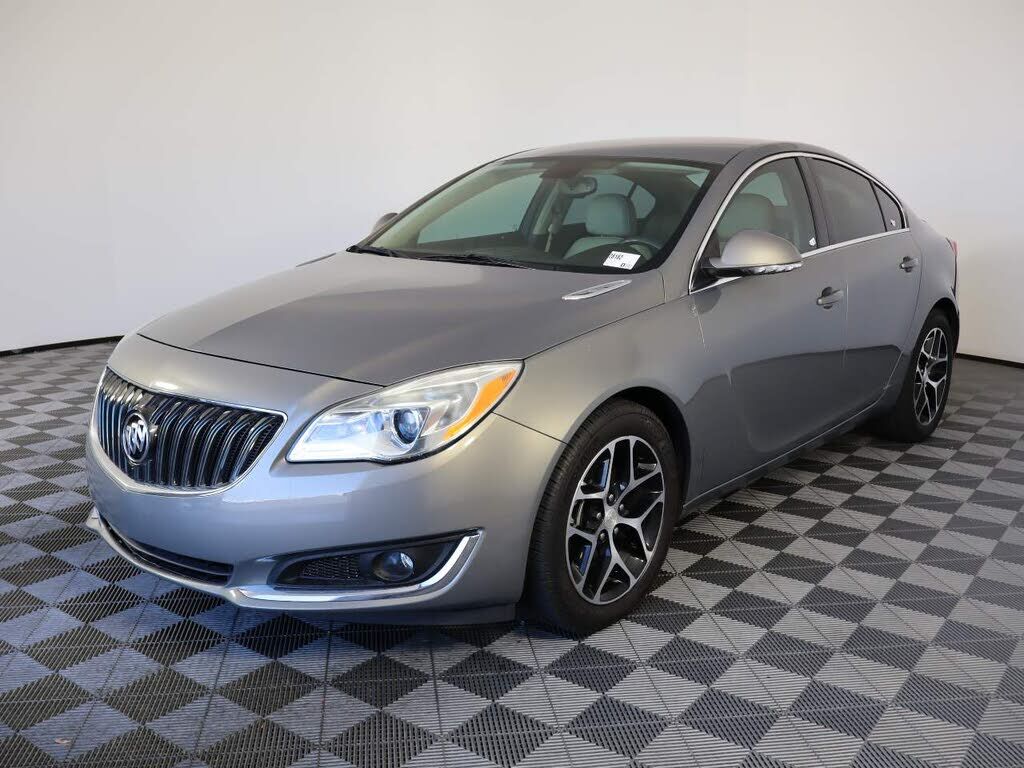2017 BUICK Regal