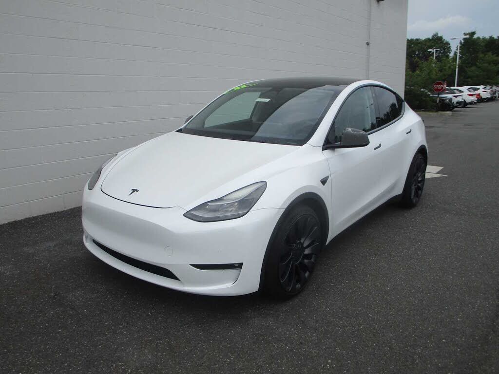 2021 TESLA Model Y