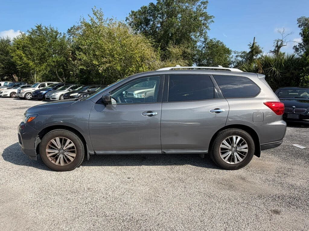 2018 NISSAN Pathfinder
