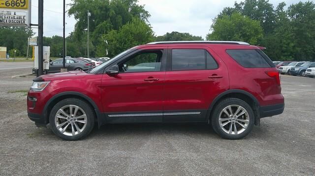 2018 FORD Explorer