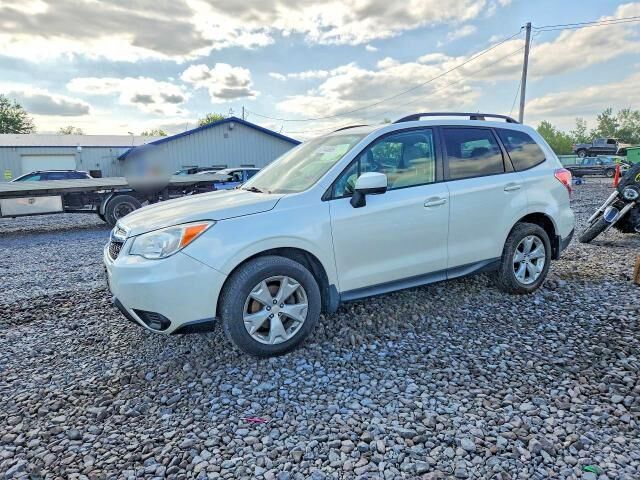 2015 SUBARU Forester