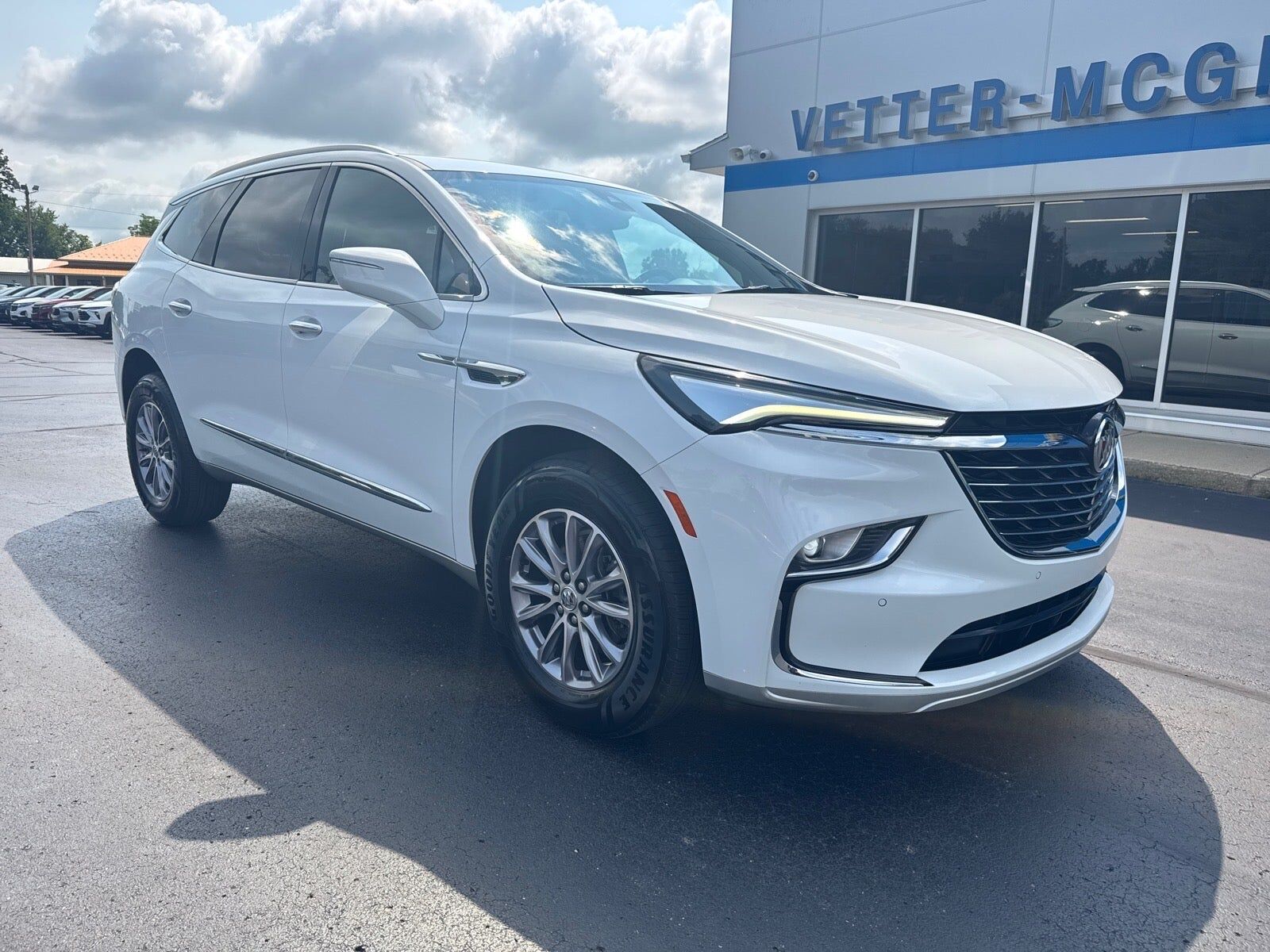 2023 BUICK Enclave