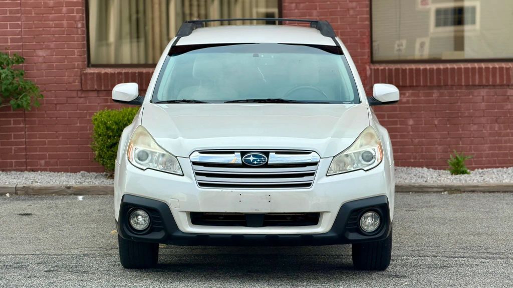 2013 SUBARU Outback