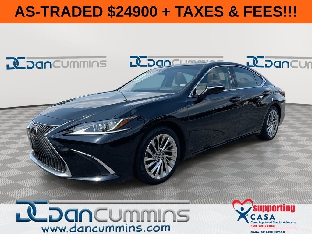 2019 LEXUS ES