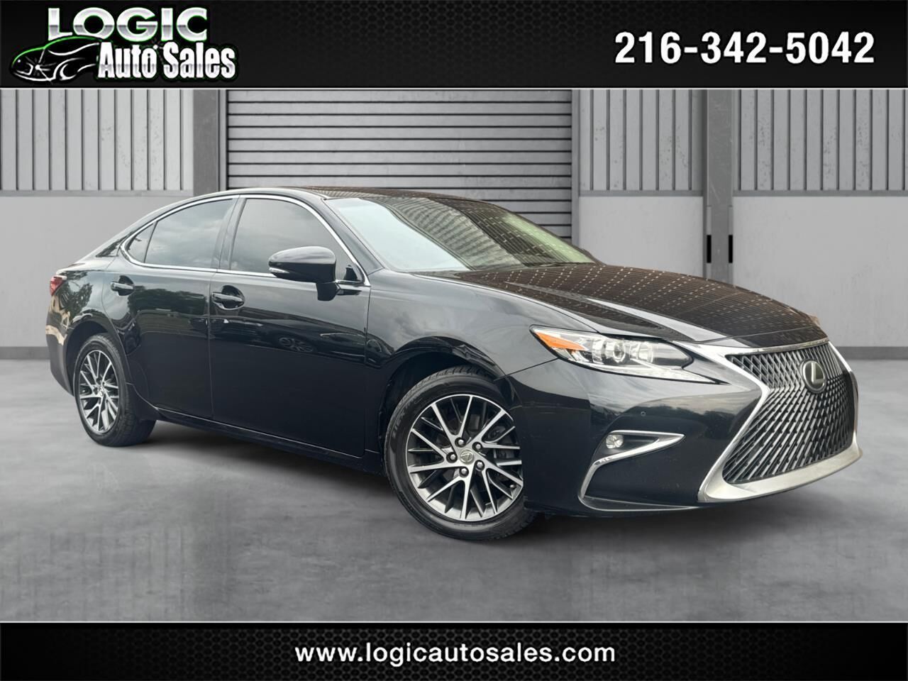 2017 LEXUS ES
