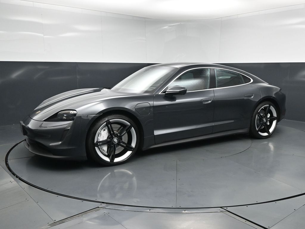 2020 PORSCHE Taycan